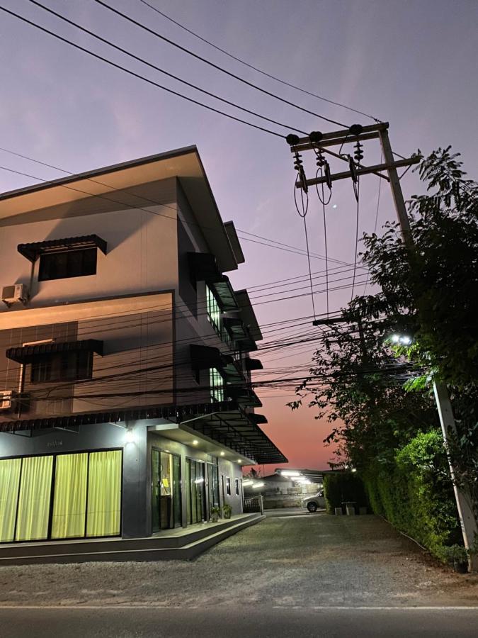 Dd Modern House Aparthotel Surat Thani Exteriör bild