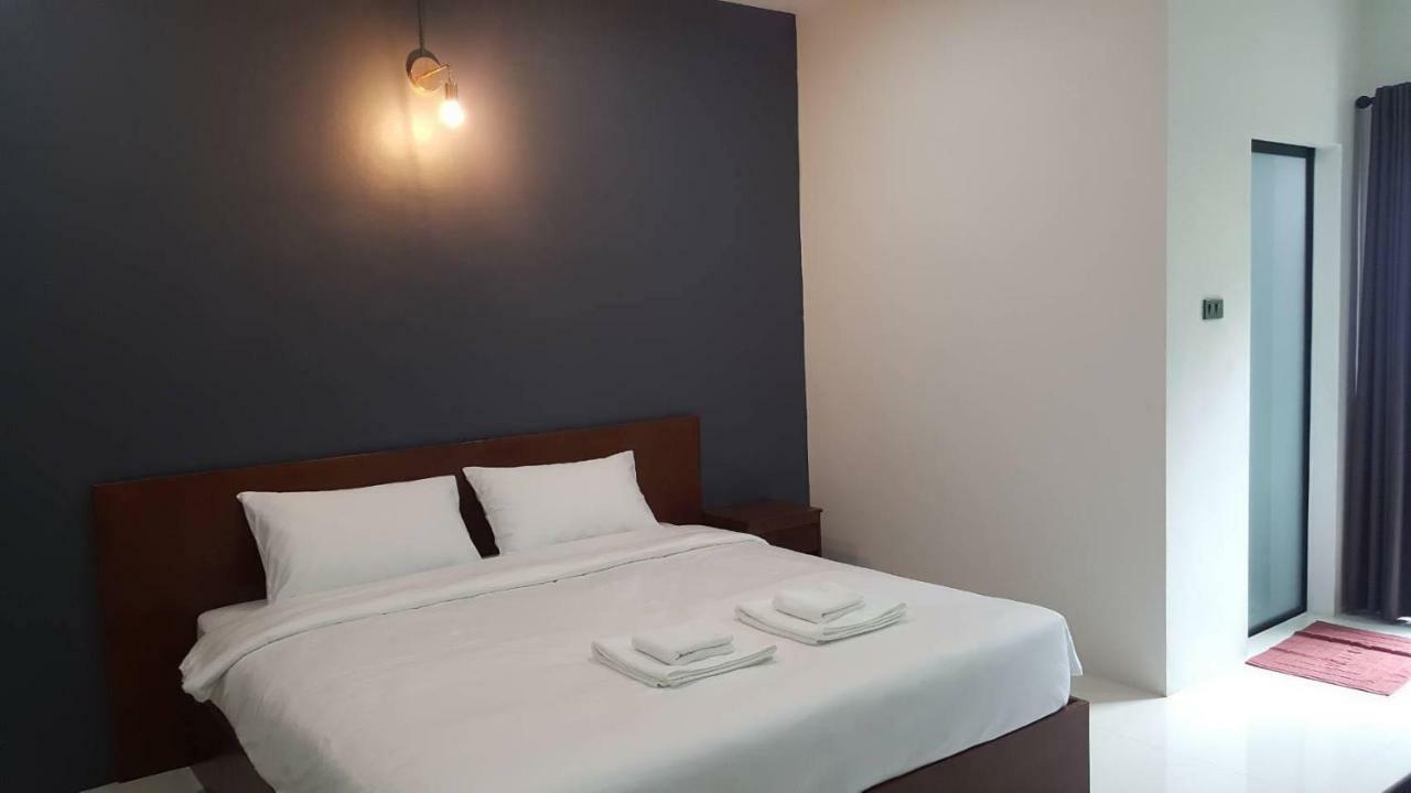 Dd Modern House Aparthotel Surat Thani Exteriör bild