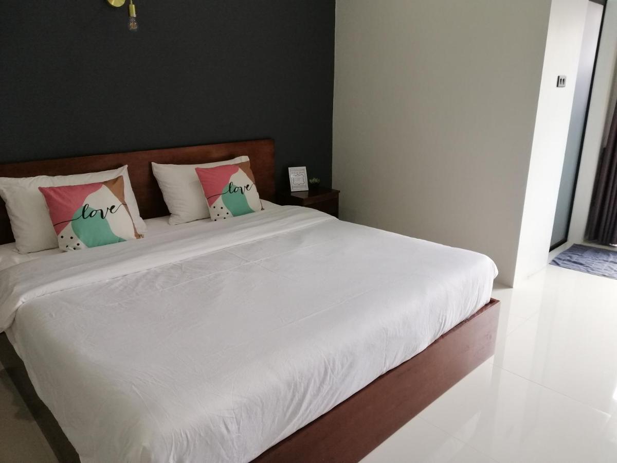 Dd Modern House Aparthotel Surat Thani Exteriör bild